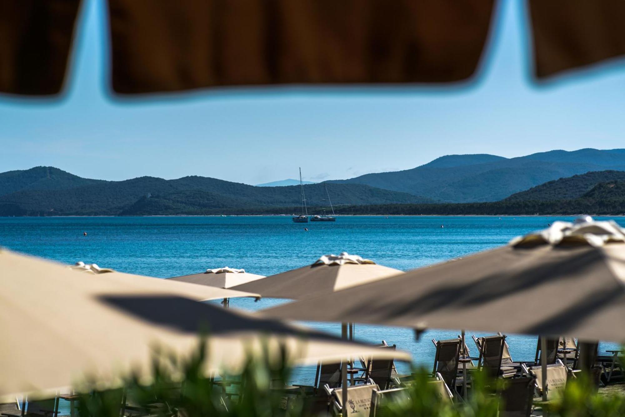 La Bussola Beach Hotel Пунта-Ала Экстерьер фото
