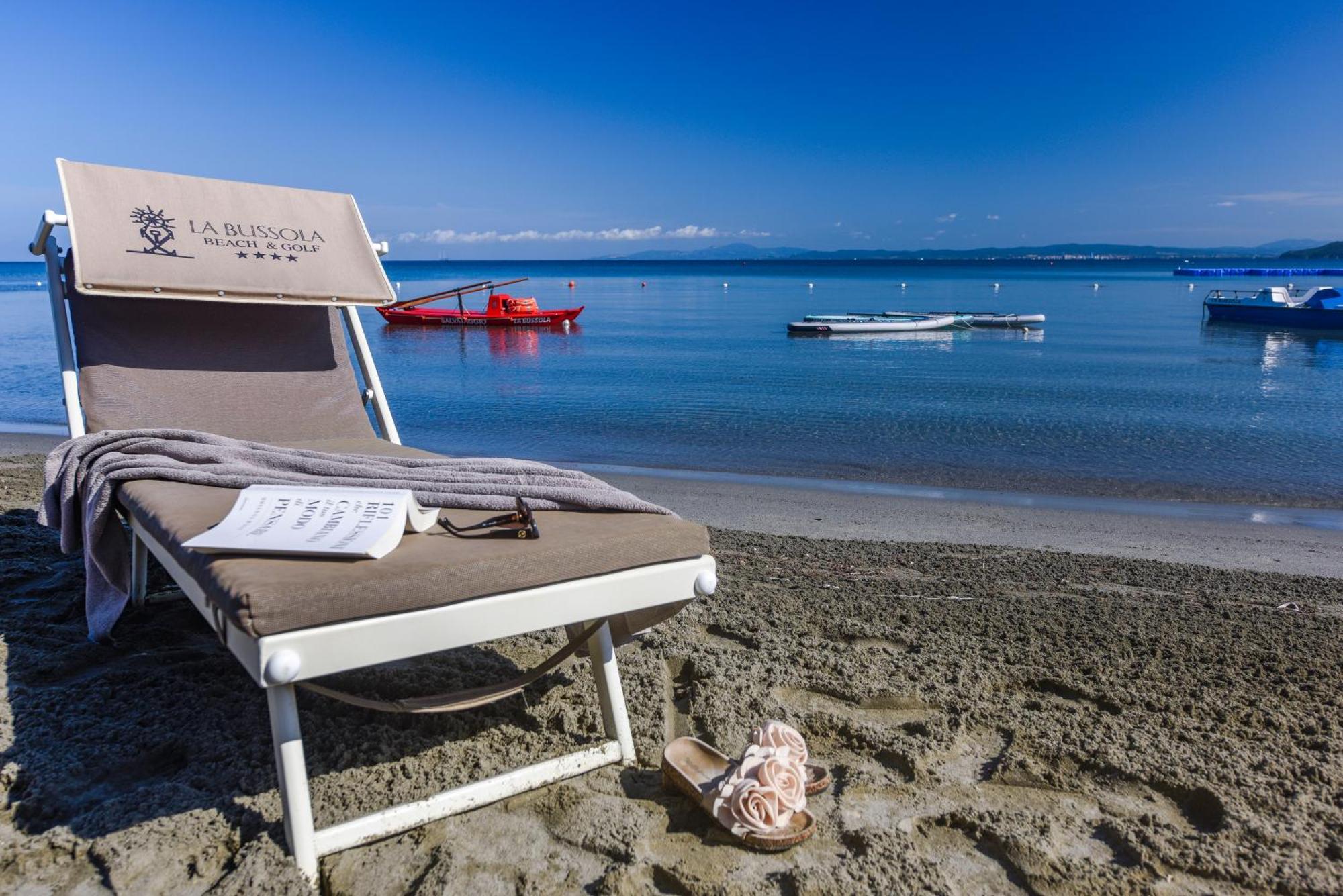 La Bussola Beach Hotel Пунта-Ала Экстерьер фото