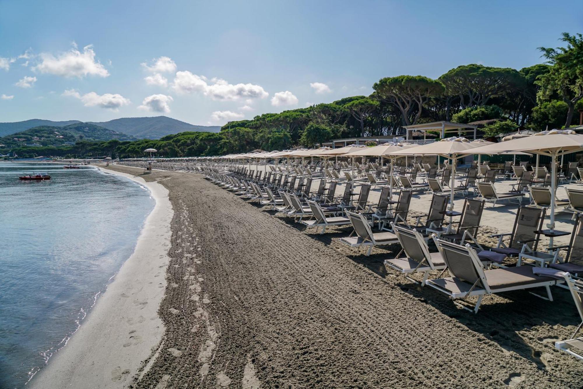 La Bussola Beach Hotel Пунта-Ала Экстерьер фото