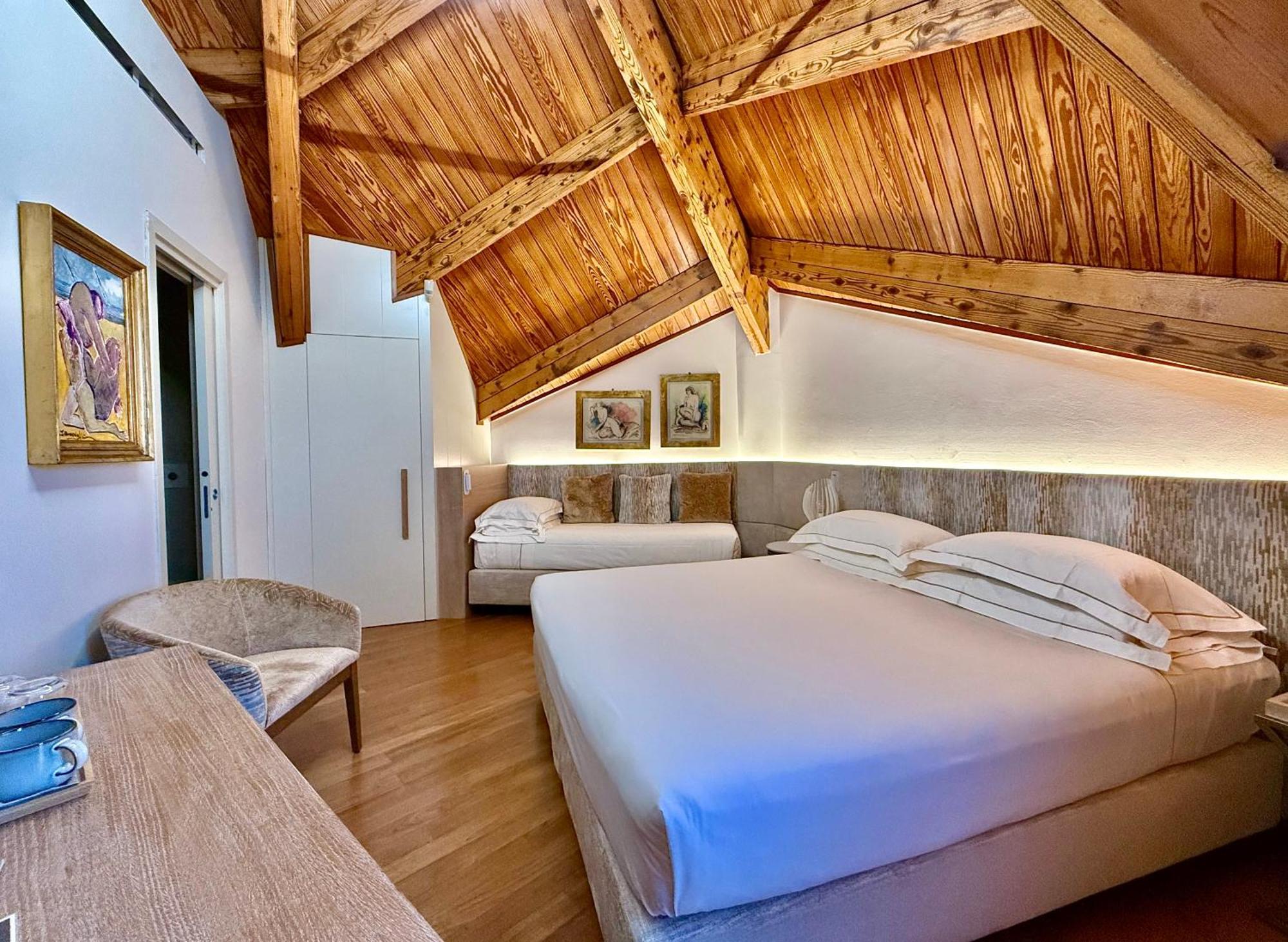 La Bussola Beach Hotel Пунта-Ала Экстерьер фото