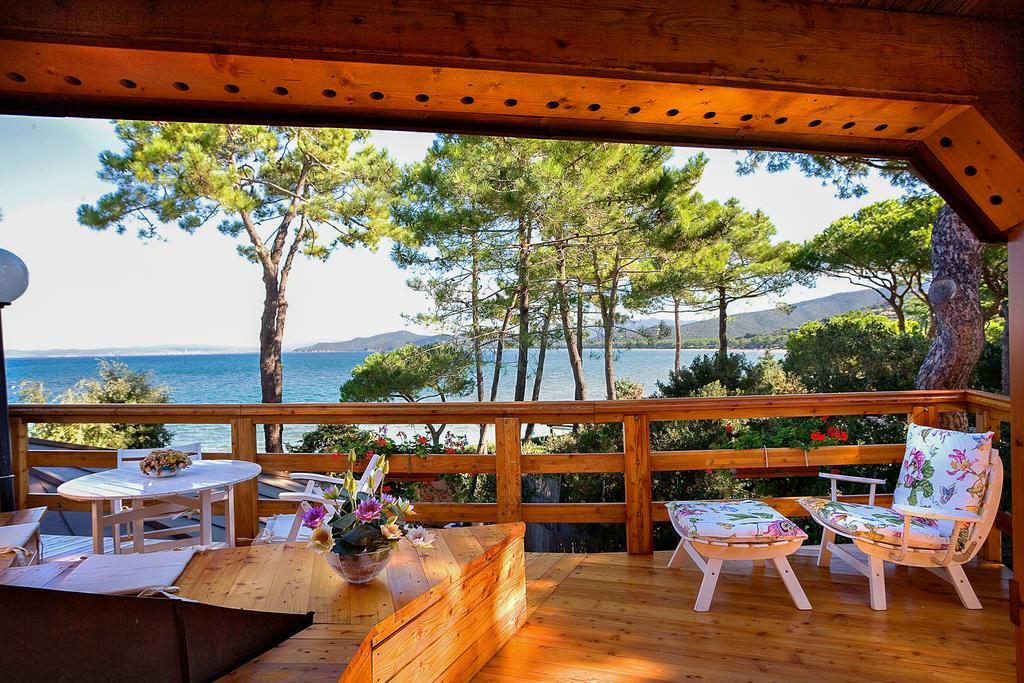 La Bussola Beach Hotel Пунта-Ала Экстерьер фото